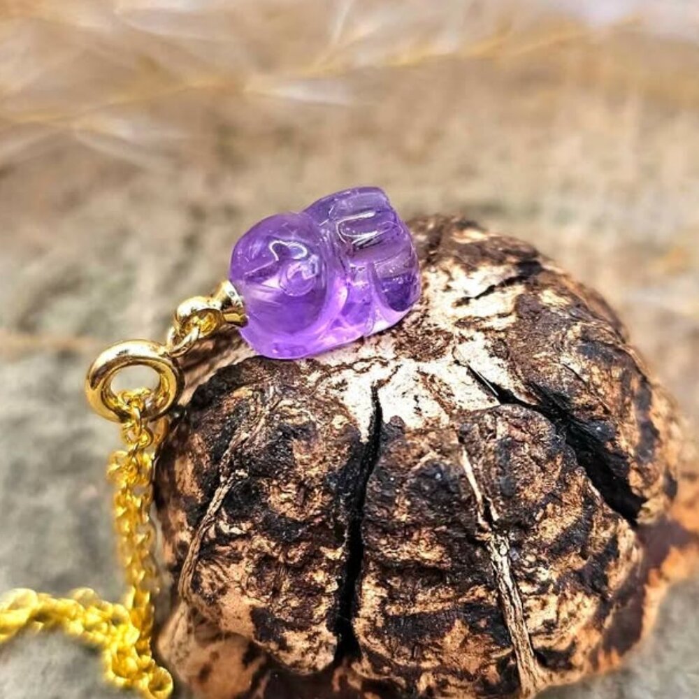 Nature Amethyst Rabbit Charm Necklace